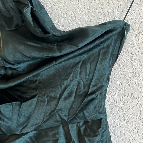 The Sei One Shoulder Midi Dress in Hunter - Picture 5 of 16